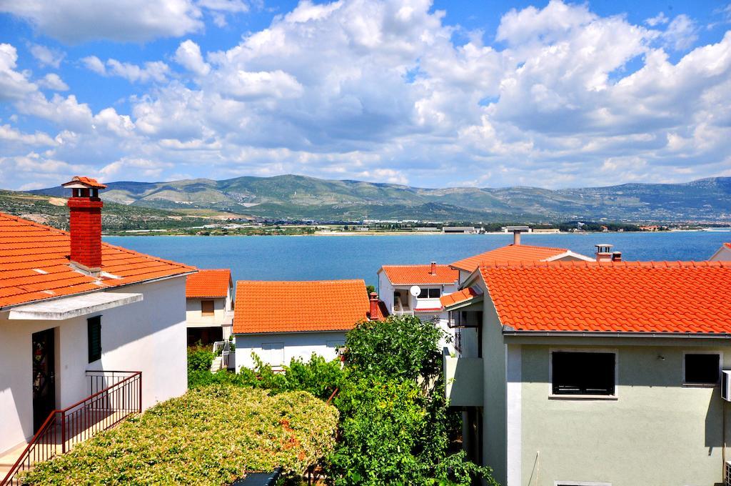 Apartments Sakal Trogir Ruang foto