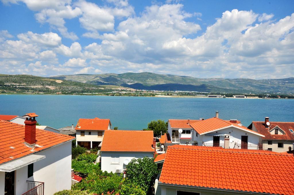 Apartments Sakal Trogir Ruang foto