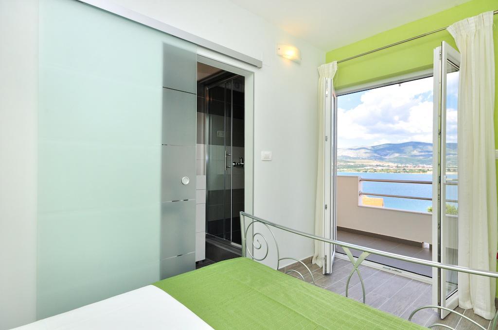 Apartments Sakal Trogir Ruang foto