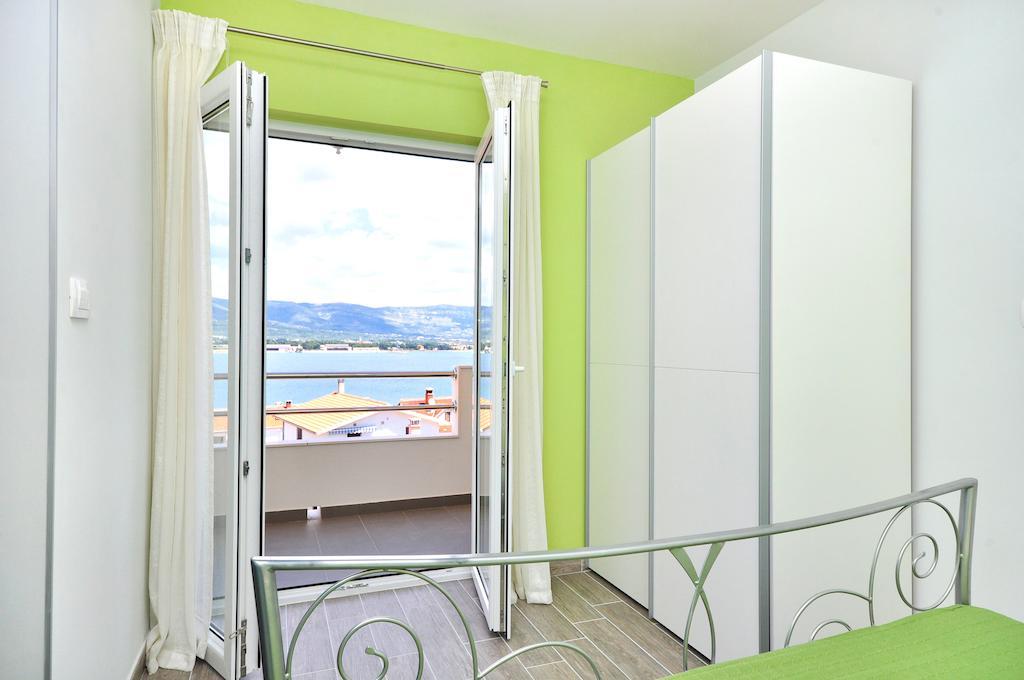 Apartments Sakal Trogir Ruang foto