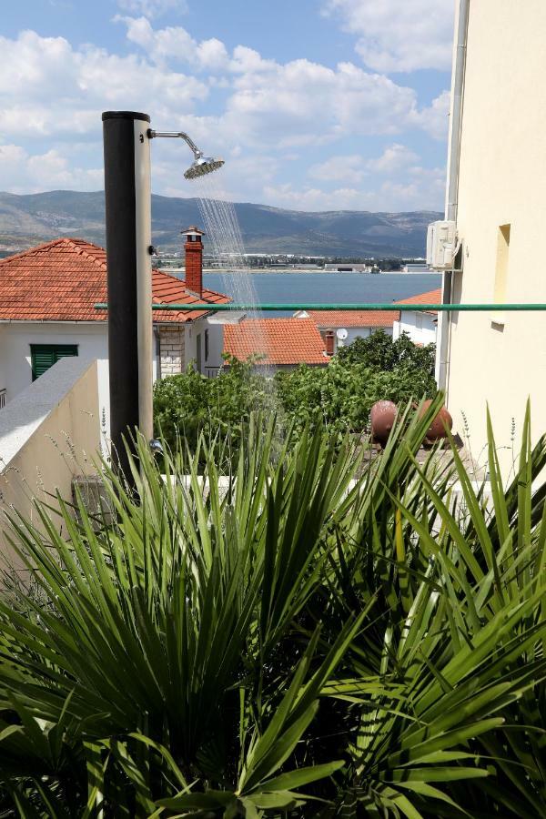 Apartments Sakal Trogir Bagian luar foto