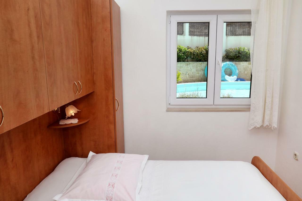 Apartments Sakal Trogir Bagian luar foto